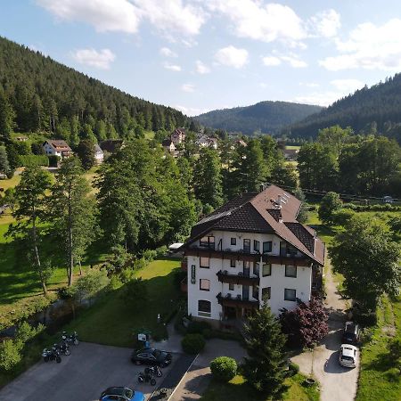 Hotel Enz Residenz à Enzklösterle Extérieur photo